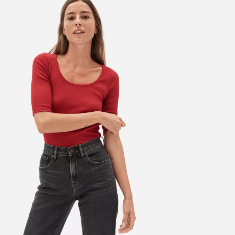 Red prima tee